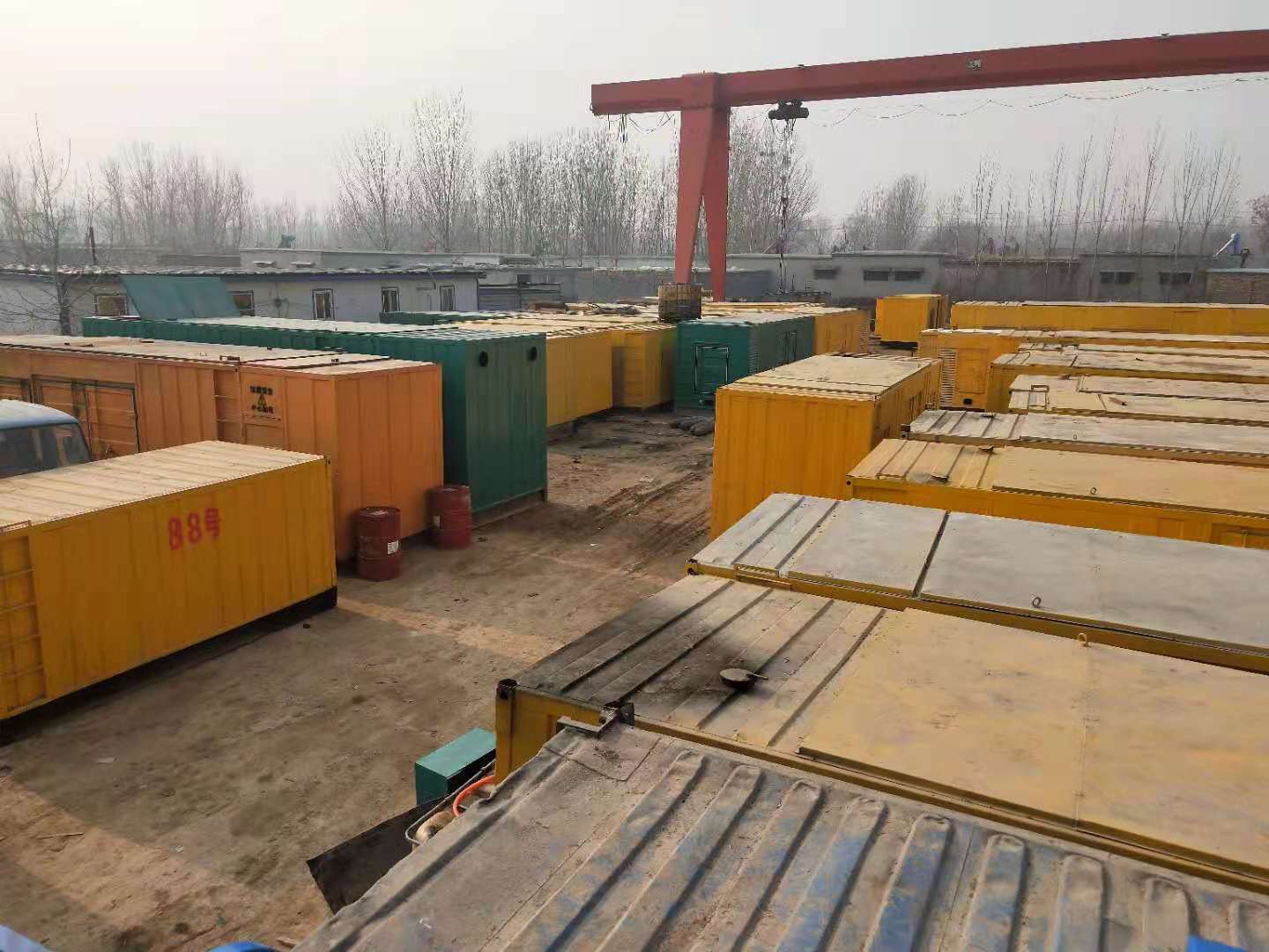 山亭租赁发电机-灰尘、风沙对柴油发电机组造成哪些不良影响？